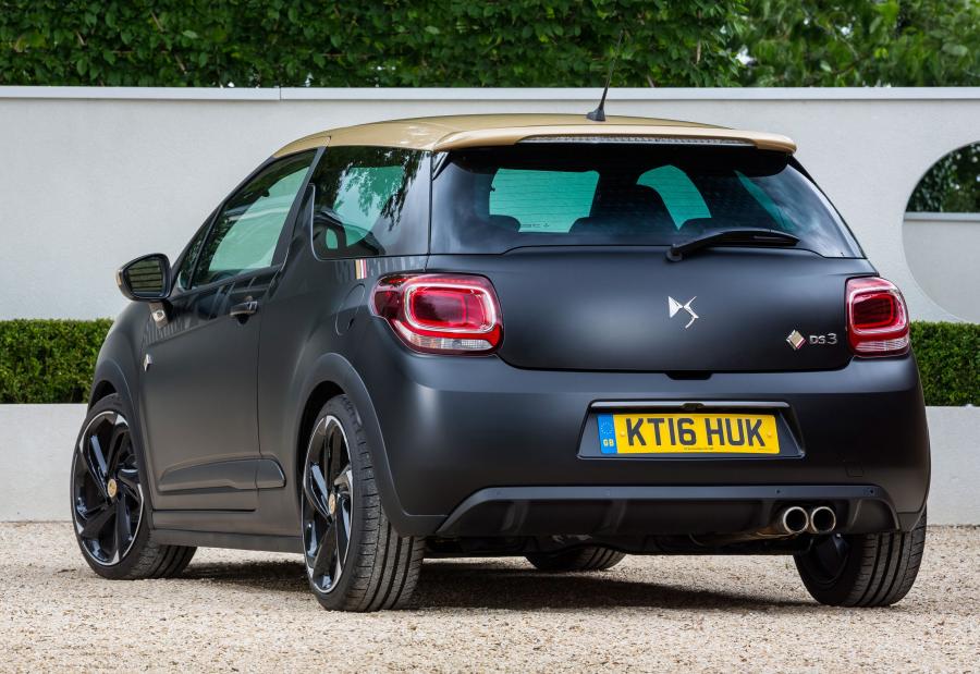  DS 3 Performance 2016 года  (UK) (фото 10 из 23)